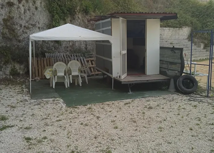 Casetta La Grotta Κάμπινγκ
