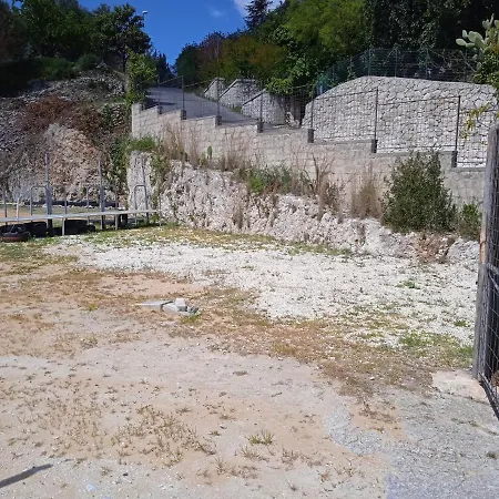 Casetta La Grotta Campsite *